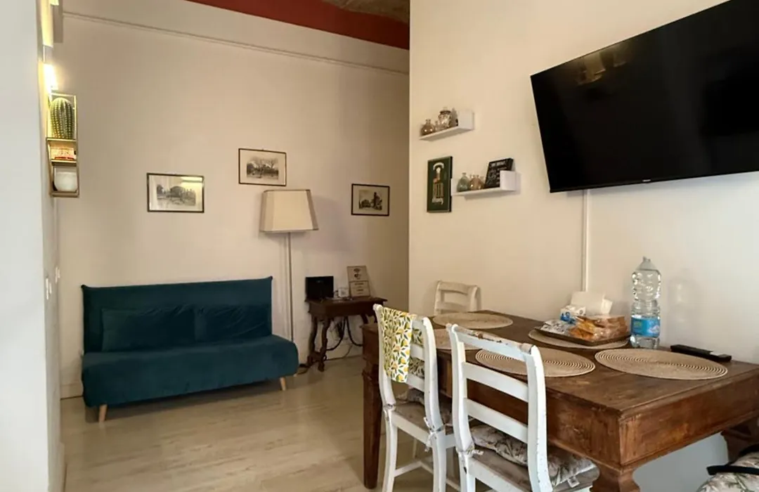 Vatican Family Apartment Near Saint Peter - 2 Bedrooms - 2 Bathrooms - Free Wifi-1